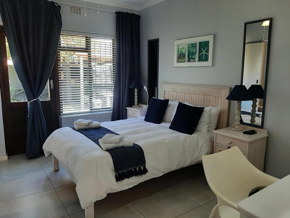 Croeso Guest House Langebaan Bagian luar foto