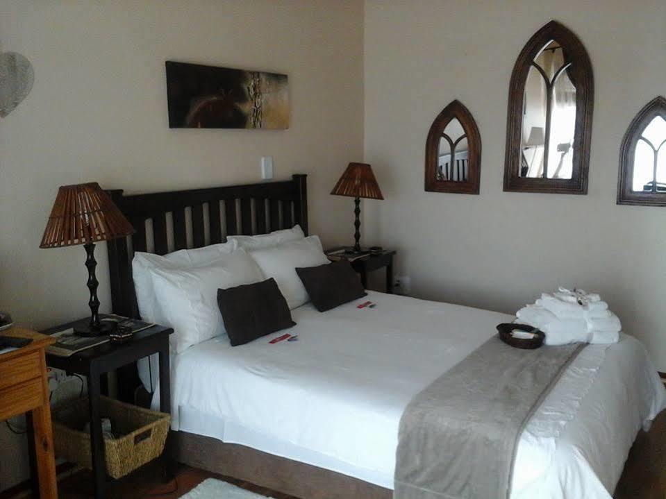 Croeso Guest House Langebaan Bagian luar foto