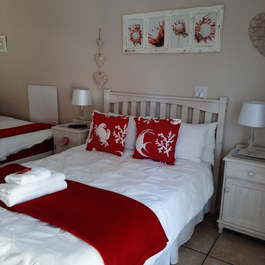Croeso Guest House Langebaan Bagian luar foto
